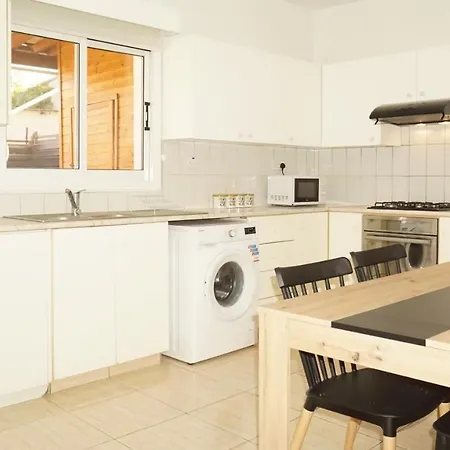 בית נופש Ekaterini's House Cyprus